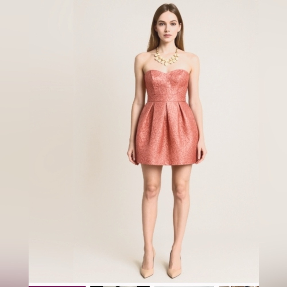 BCBG BCBGMAXAZRIA Strapless Peach Blush Pink &‎ Metallic Formal Dress